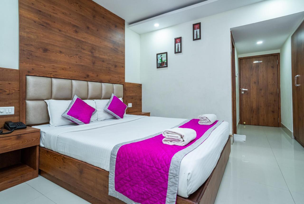 Nexstay Crystal Residency Calicut Eksteriør billede