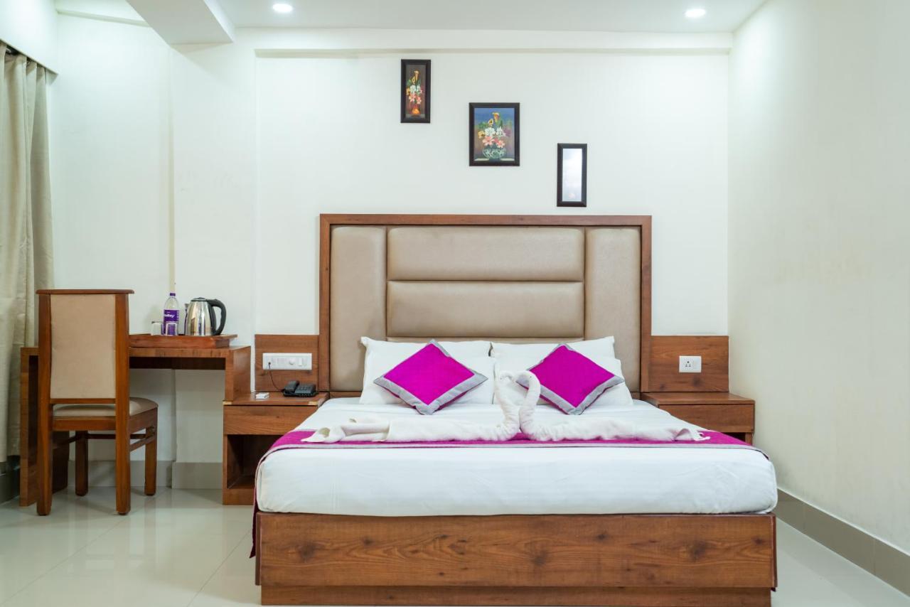 Nexstay Crystal Residency Calicut Eksteriør billede