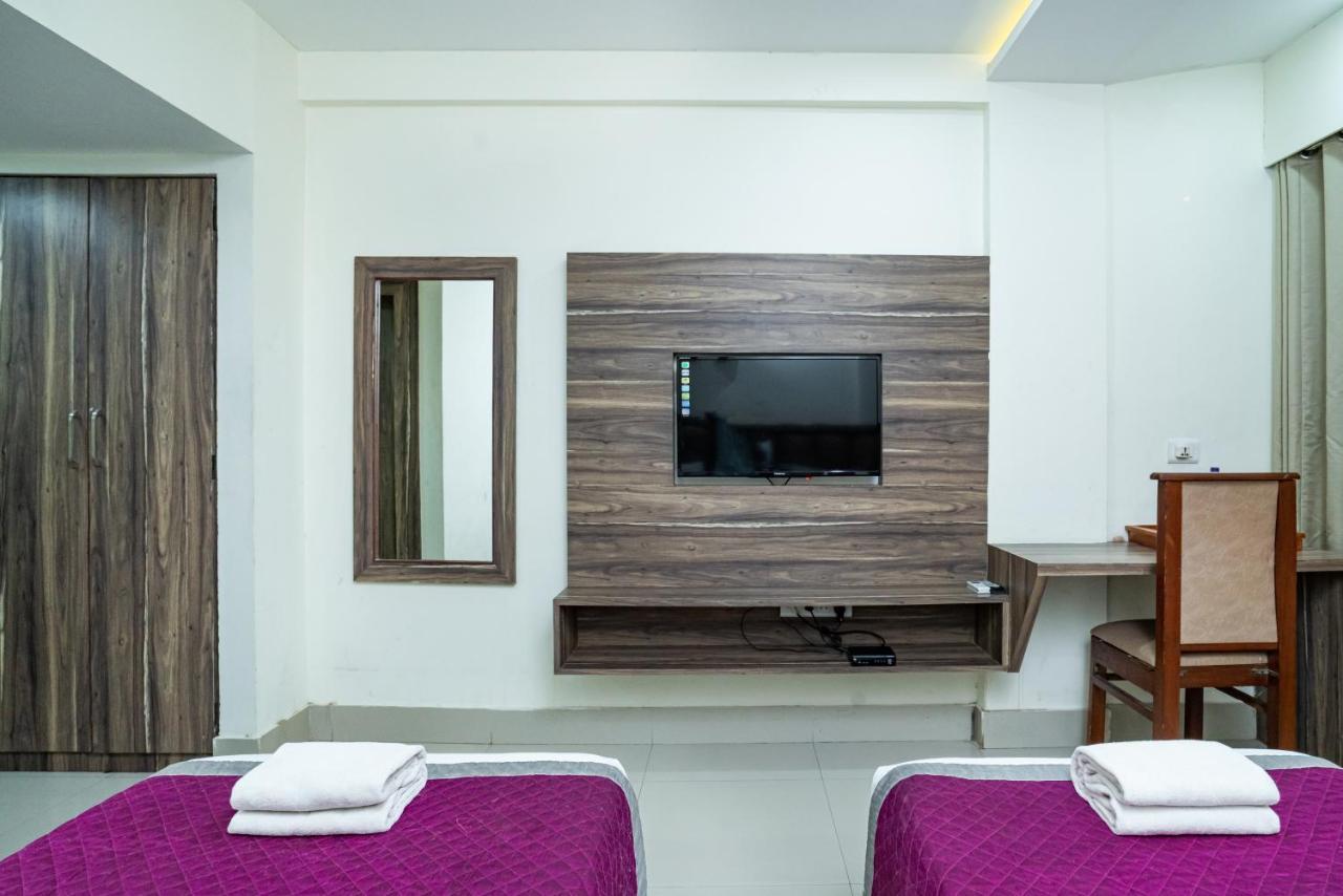 Nexstay Crystal Residency Calicut Eksteriør billede