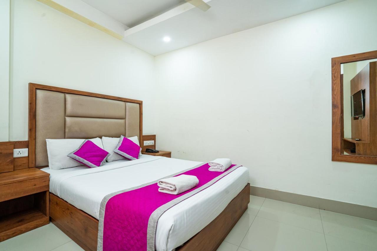 Nexstay Crystal Residency Calicut Eksteriør billede