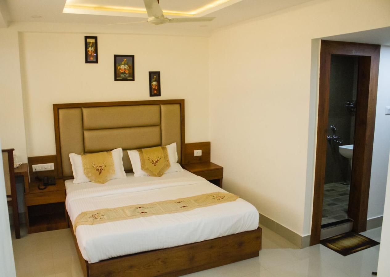 Nexstay Crystal Residency Calicut Eksteriør billede