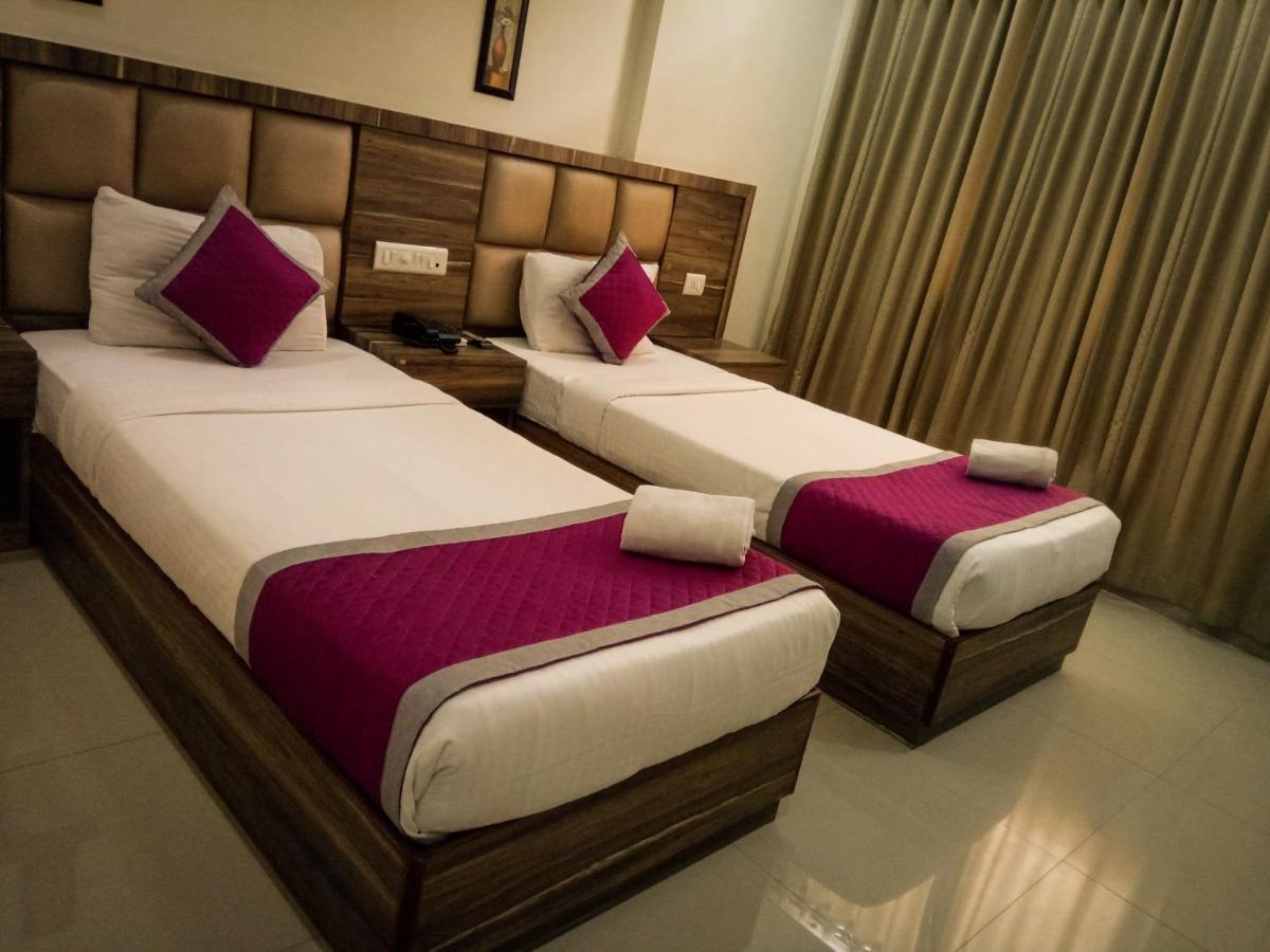 Nexstay Crystal Residency Calicut Eksteriør billede