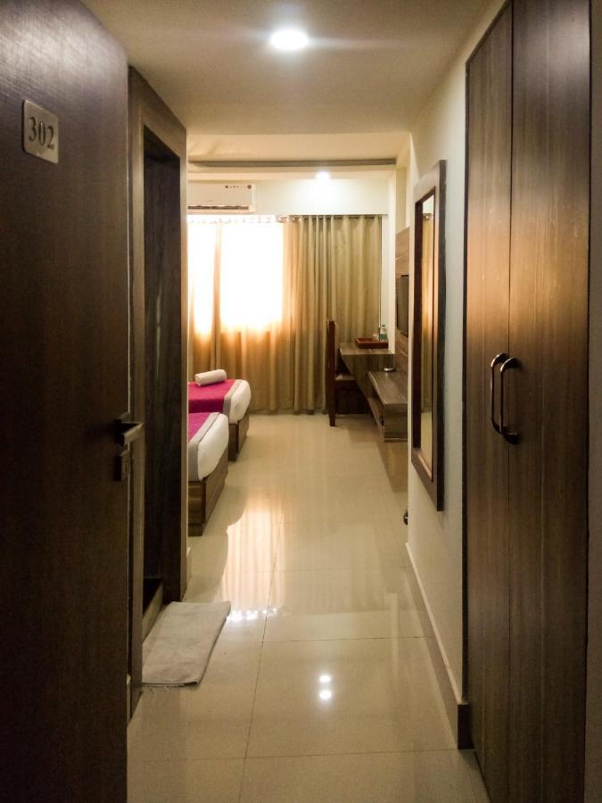 Nexstay Crystal Residency Calicut Eksteriør billede