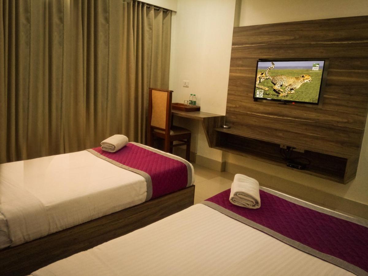 Nexstay Crystal Residency Calicut Eksteriør billede