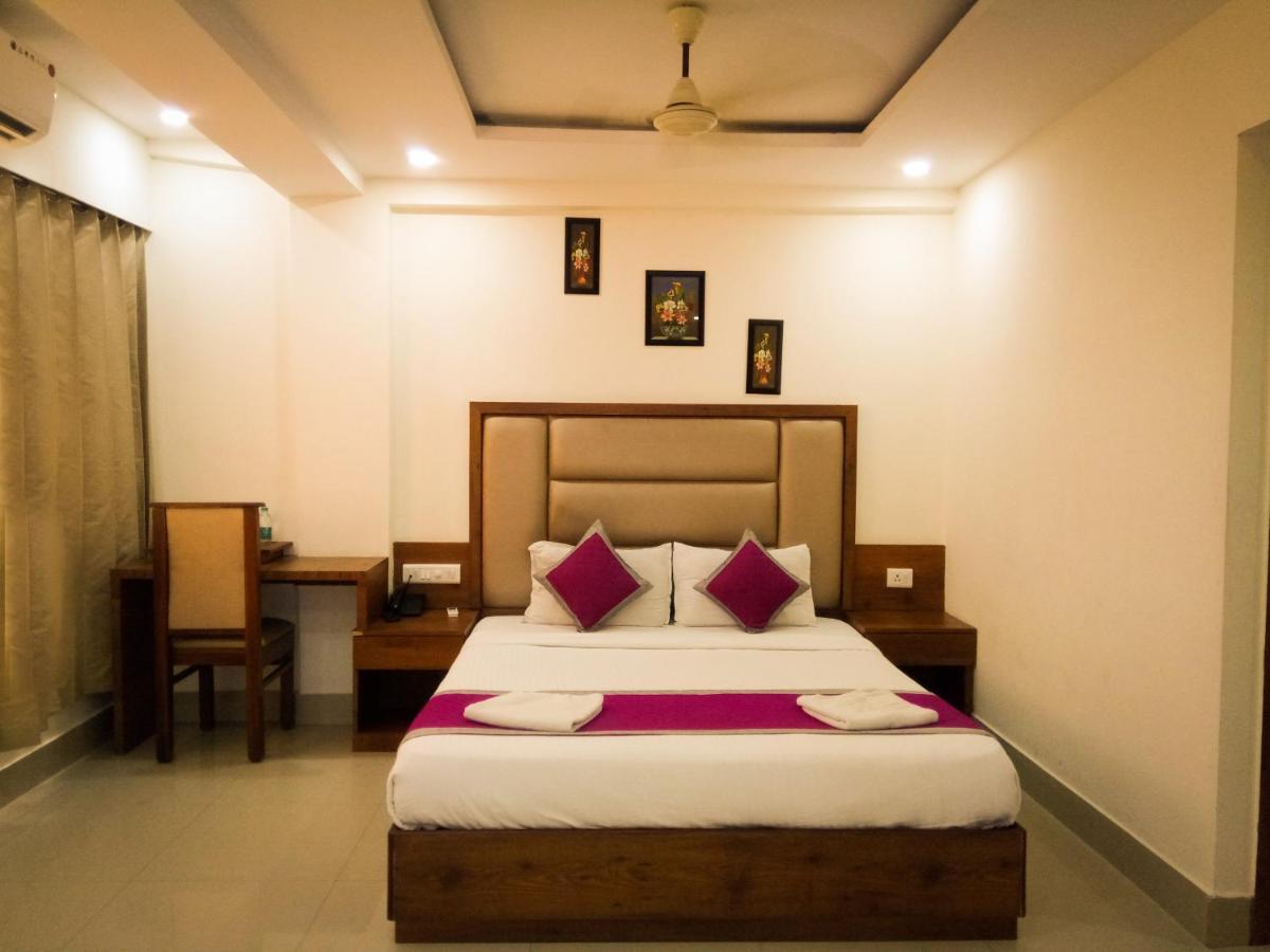Nexstay Crystal Residency Calicut Eksteriør billede