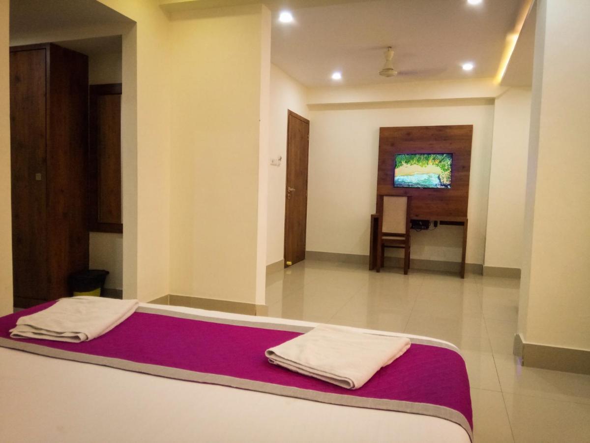 Nexstay Crystal Residency Calicut Eksteriør billede