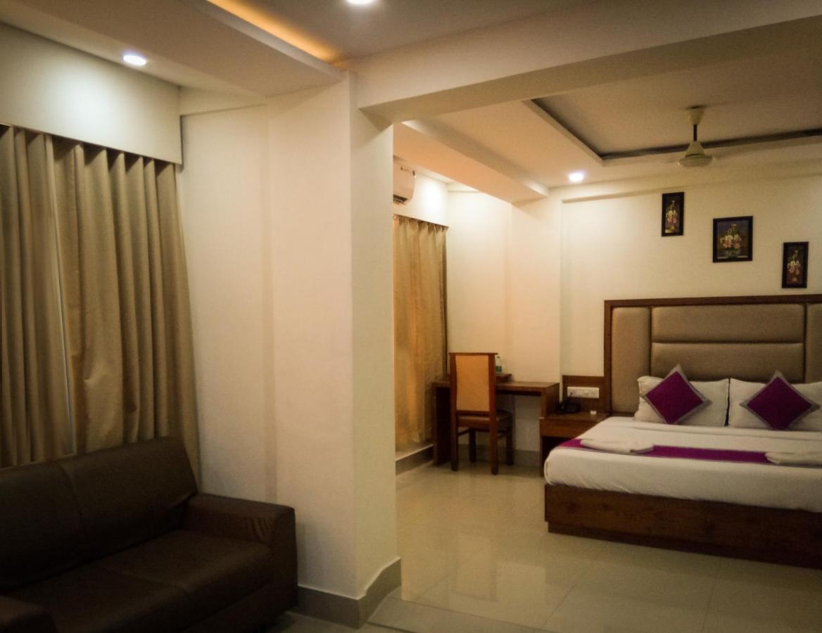 Nexstay Crystal Residency Calicut Eksteriør billede